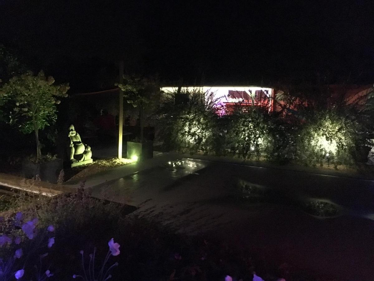 La Chambre Du Chemin Vert : Spa Piscine Sauna Jodoigne Buitenkant foto