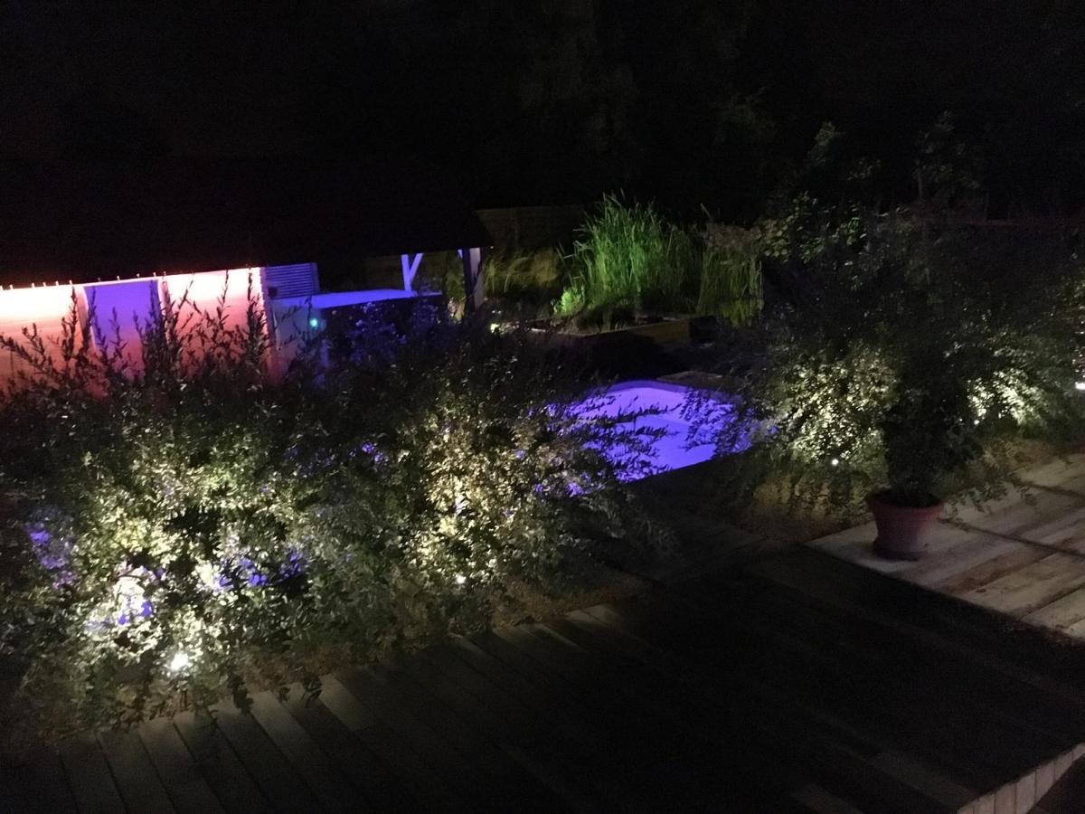 La Chambre Du Chemin Vert : Spa Piscine Sauna Jodoigne Buitenkant foto