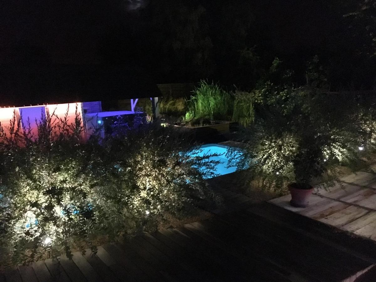 La Chambre Du Chemin Vert : Spa Piscine Sauna Jodoigne Buitenkant foto